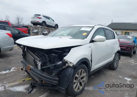 2015 Kia Sportage Lx z USA, uszkodzony, nr VIN KNDPBCAC1F7758755